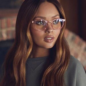 QUAY Blue Light Glasses-Walk On